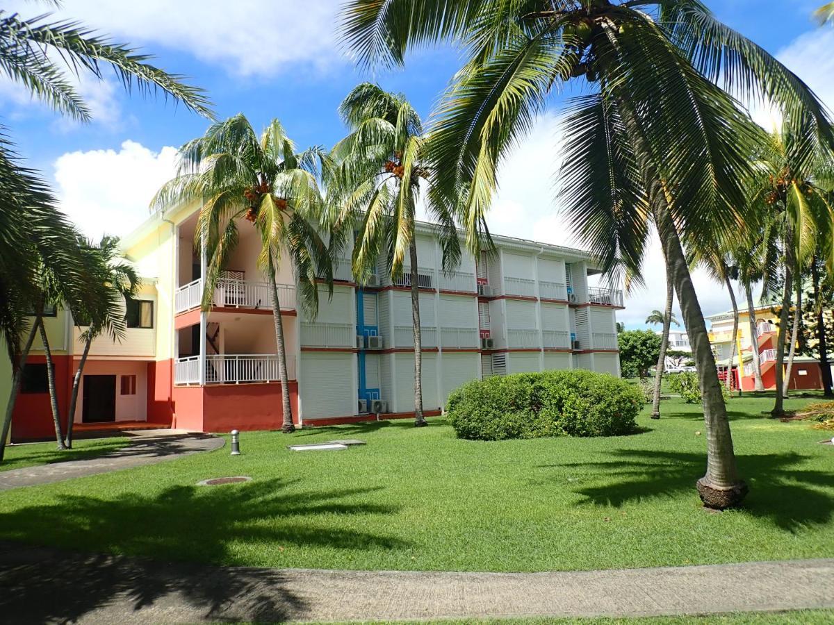 Ti Kaz Emeraude - Mer, soleil et sable fin, piscine et tennis Saint-Francois  Exterior foto